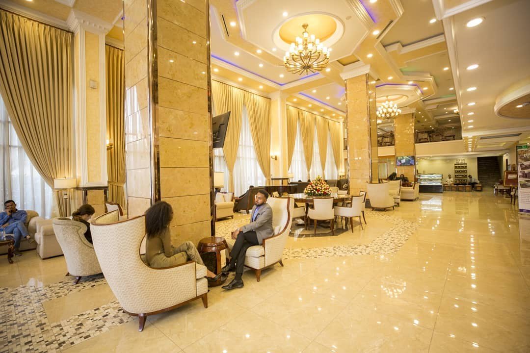 Sapphire Addis Hotel: Lobby