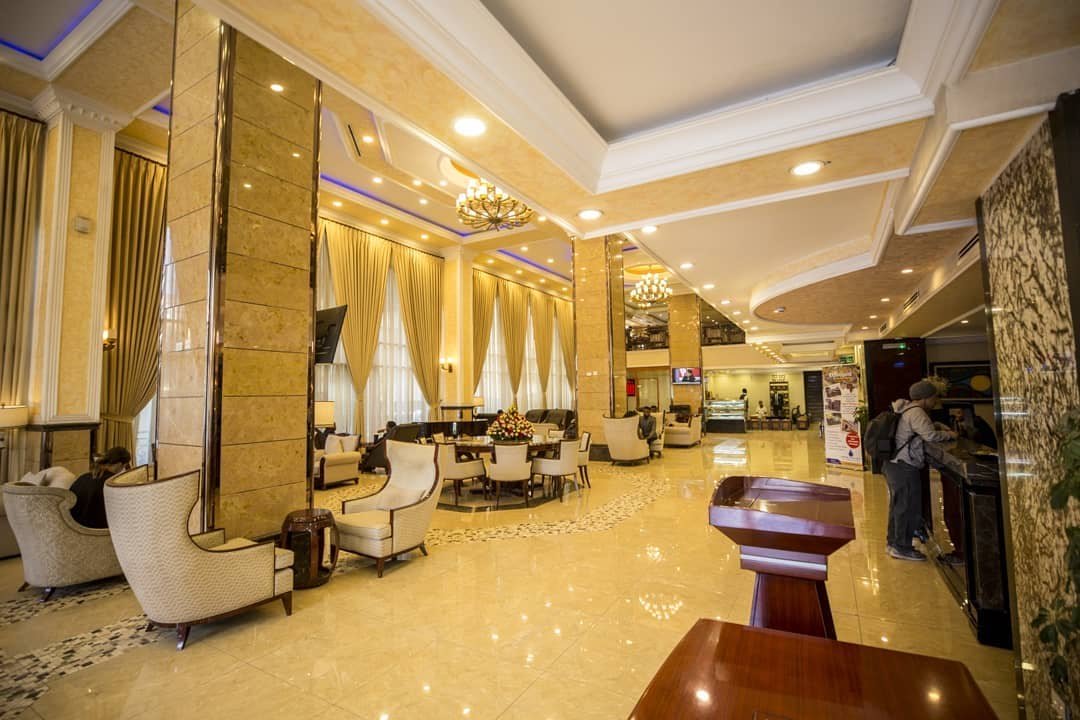 Sapphire Addis Hotel: Lobby